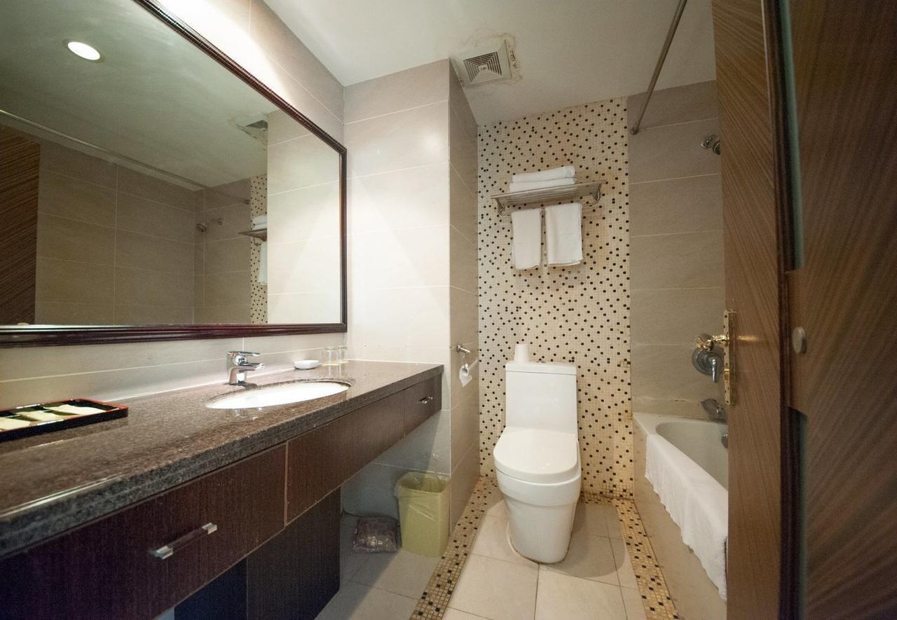 Nantong Jinrui Hotel Exterior photo